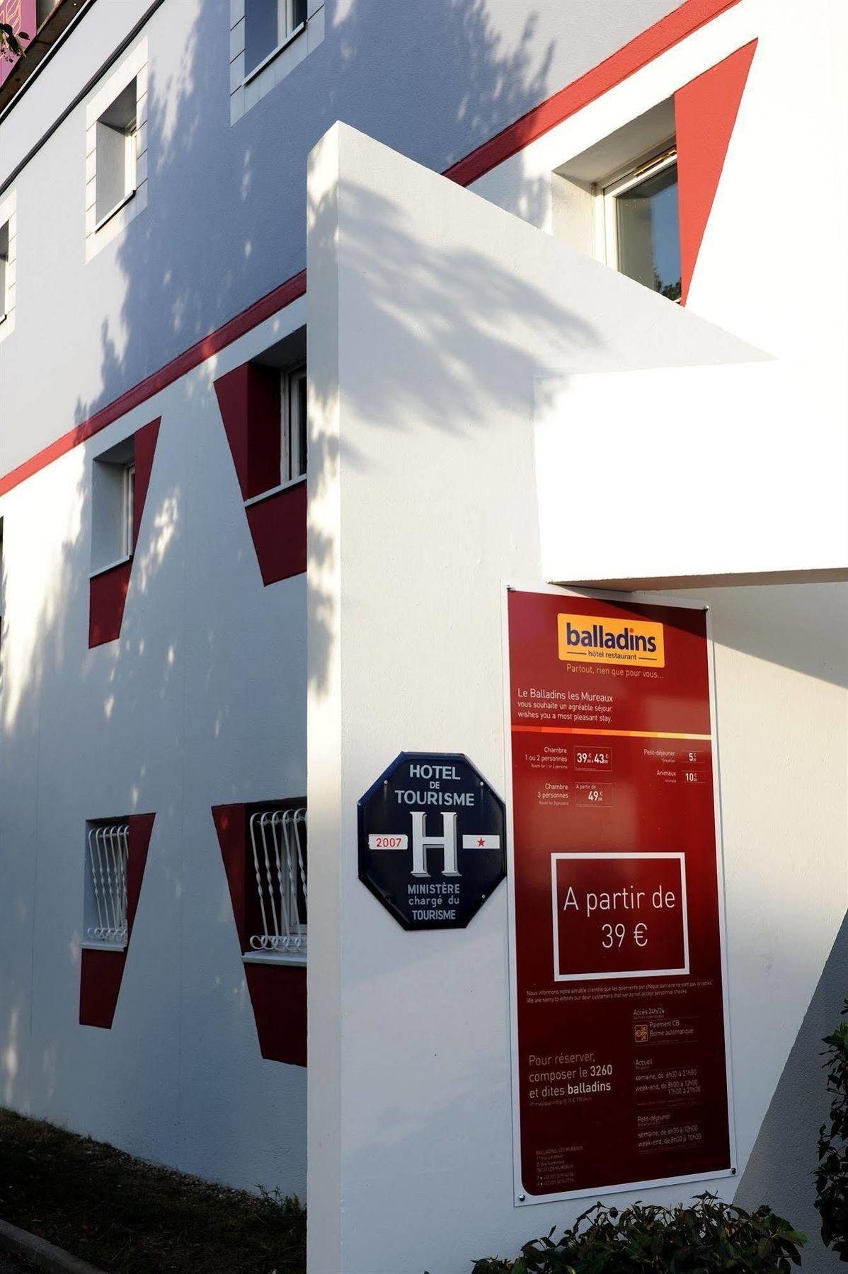 Welcomotel Les Mureaux Hotel