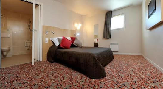 Welcomotel Les Mureaux 2* Les Mureaux
